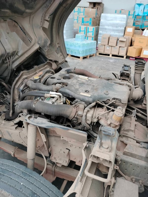 ISUZU NMR 130แรงม้า รถบรรทุก 6ล้อ ตู้แห้ง ปี2012