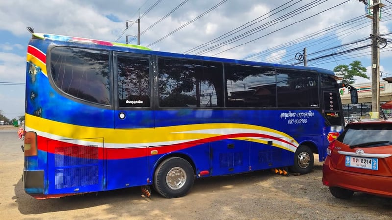 รถบัสรับส่งนักเรียน แอร์หนาว ทะเบียนพร้อม