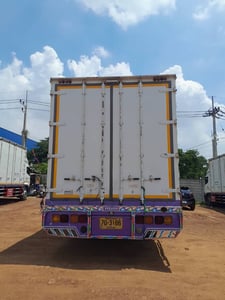ISUZU FTR 240แรงม้า รถบรรทุก 6ล้อ ตู้แห้ง ปี2021 เลขไมล์ 355,000 กม. รถใหม่สดมาก พร้อมวิ่งงาน