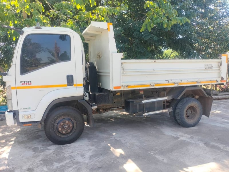ISUZU FRR 210แรงม้า รถบรรทุก 6ล้อ ดั้มพ์ ปี2019
