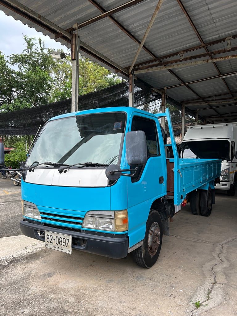 รถใช้รับส่งพนักงานวิ่งระยะสั้น รถใช้รับส่งพนักงานวิ่งระยะสั้น