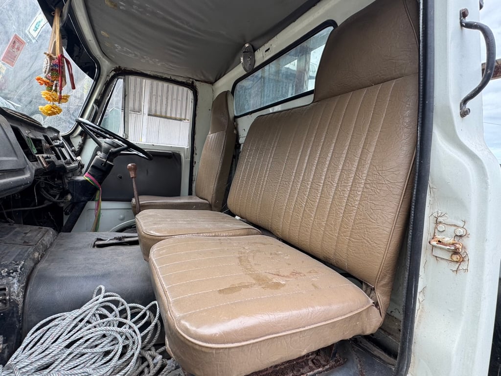 HINO KM ครื่อง 117 แรง ราคา 125,000.เครื่องดี คัสซีสวย รถพร้อมใช้งาน เอกสารเล่มทะเบียน.รถอยู่.นครสวรร .สนใจติดต่อ 087-3151099 เจ้าของขายเอง รถไม่ได้ใช้งานมาหลายปีแล้วครับ HINO KM ครื่อง 117 แรง ราคา 125,000.เครื่องดี คัสซีสวย รถพร้อมใช้งาน เอกสารเล่มทะเบียน.รถอยู่.นครสวรร .สนใจติดต่อ 087-3151099 เจ้าของขายเอง รถไม่ได้ใช้งานมาหลายปีแล้วครับ