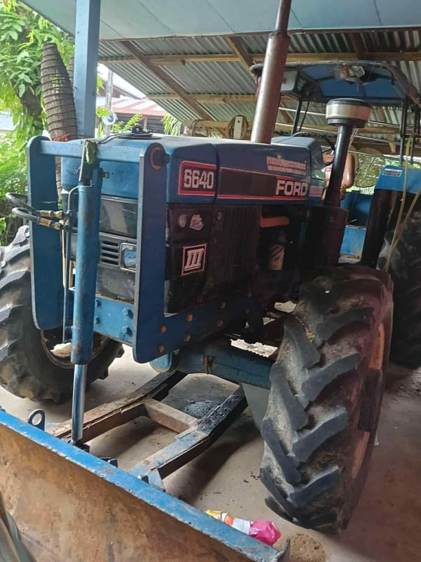 รถไถฟอร์ด (FORD) 2 เพลา รถไถฟอร์ด (FORD) 2 เพลา