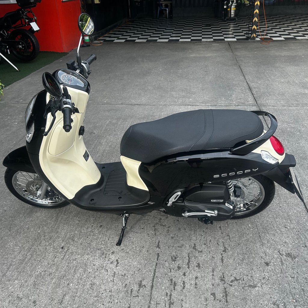 ขาย Scoopy2024 รถบ้านใช้เองมือเดียว วิ่งน้อยจ่ายกับข้าวอย่างเดียว ทะเบียนครบพร้อมโอน 