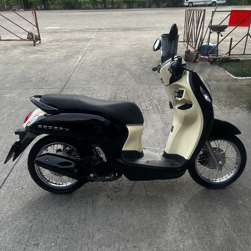 รถมอเตอร์ไซค์ Scoopy ปี2024  สีดำ