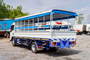 ISUZU NQR 150แรงม้า รถบรรทุก 6ล้อ สองแถว ปี2009 เลขไมล์น้อยกว่า 500,000 กม. ISUZU NQR 150แรงม้า รถบรรทุก 6ล้อ สองแถว ปี2009 เลขไมล์น้อยกว่า 500,000 กม.