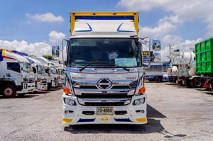 HINO FG 240แรงม้า รถบรรทุก 6ล้อ ตู้แห้ง ปี2017 เลขไมล์น้อยกว่า 500,000 กม.