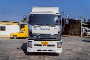 ISUZU GXZ 360แรงม้า รถบรรทุก 10ล้อ หัวลาก เฉพาะหัว ปี2022 เลขไมล์น้อยกว่า 500,000 กม.