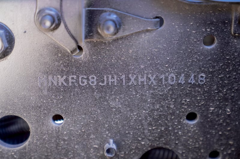 HINO FG 260แรงม้า รถบรรทุก 6ล้อ หัวลาก เฉพาะหัว ปี2017 เลขไมล์น้อยกว่า 800,000 กม.