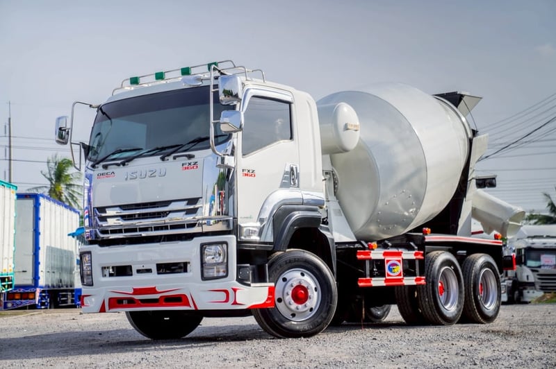 ISUZU FXZ 360แรงม้า รถบรรทุก 10ล้อ โม่ผสมปูน ปี2013 เลขไมล์น้อยกว่า 500,000 กม.