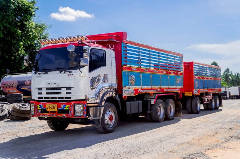 ISUZU GXZ 360แรงม้า รถบรรทุก 10ล้อ พ่วงแม่ลูก ปี2013