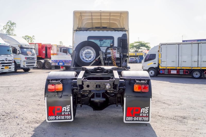 HINO FG 260แรงม้า รถบรรทุก 6ล้อ หัวลาก เฉพาะหัว ปี2017 เลขไมล์น้อยกว่า 800,000 กม.