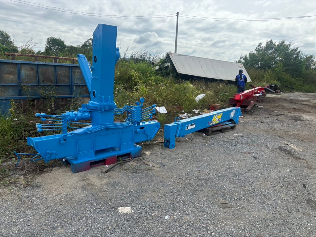 ขายเครน 3 ตัน 4 ปอก พร้อมใช้