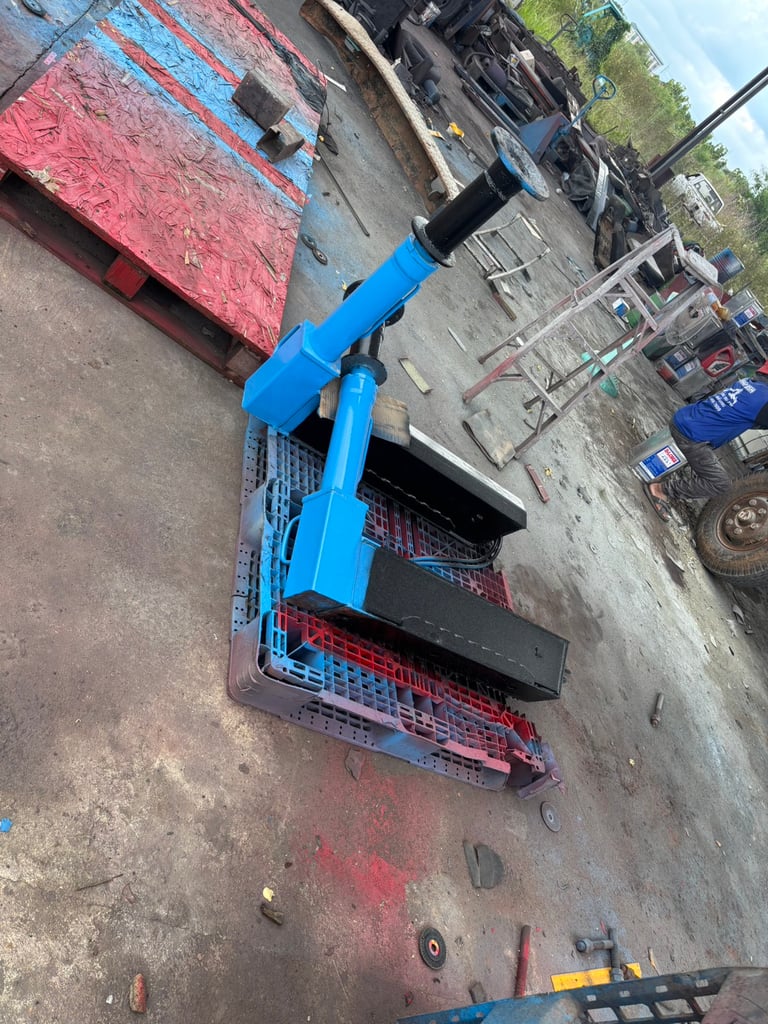 Tadano superz303 ท้องวี อุปกรณ์ครบ Tadano superz303 ท้องวี อุปกรณ์ครบ