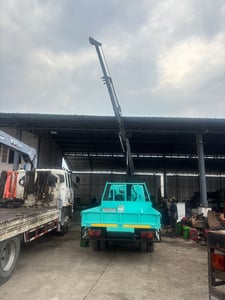 MITSUBISHI FUSO FE 110แรงม้า รถบรรทุก 6ล้อ กระบะเหล็กติดเครน ปี1997