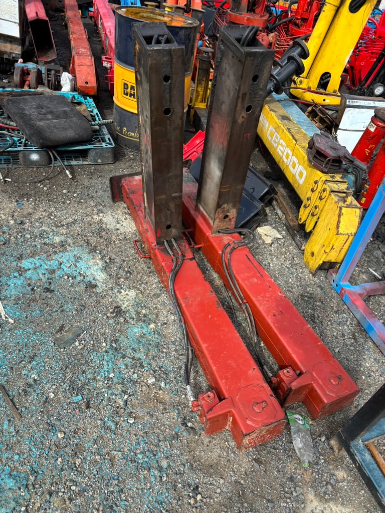 ขายเครน Unic UR30V 3 ปอก ขายเครน Unic UR30V 3 ปอก