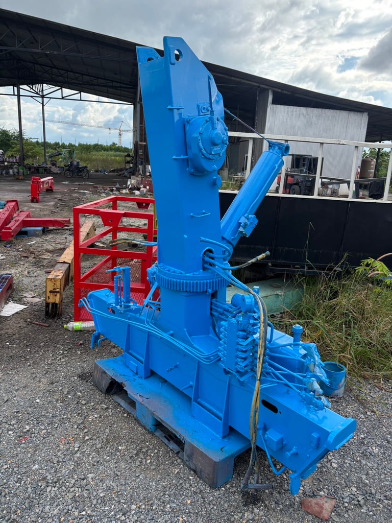 Tadano superz303 ท้องวี อุปกรณ์ครบ Tadano superz303 ท้องวี อุปกรณ์ครบ