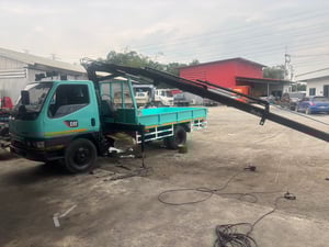 MITSUBISHI FUSO FE 110แรงม้า รถบรรทุก 6ล้อ กระบะเหล็กติดเครน ปี1997