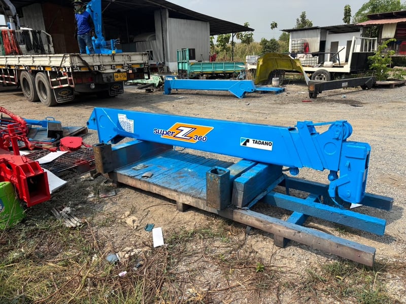 ขายเครน 3 ตัน 4 ปอก Tadano TM30Z อุปกรณ์ครบ