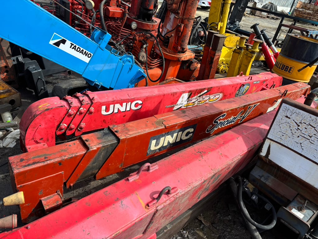 ขายเครน Unic UR30V 3 ปอก ขายเครน Unic UR30V 3 ปอก