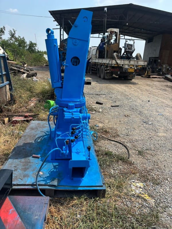 เครน 3.7 ตัน 5 ปอก