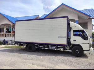 ISUZU NQR 107แรงม้า รถบรรทุก 6ล้อ ตู้แห้ง ปี2006 เลขไมล์น้อยกว่า 500,000 กม.