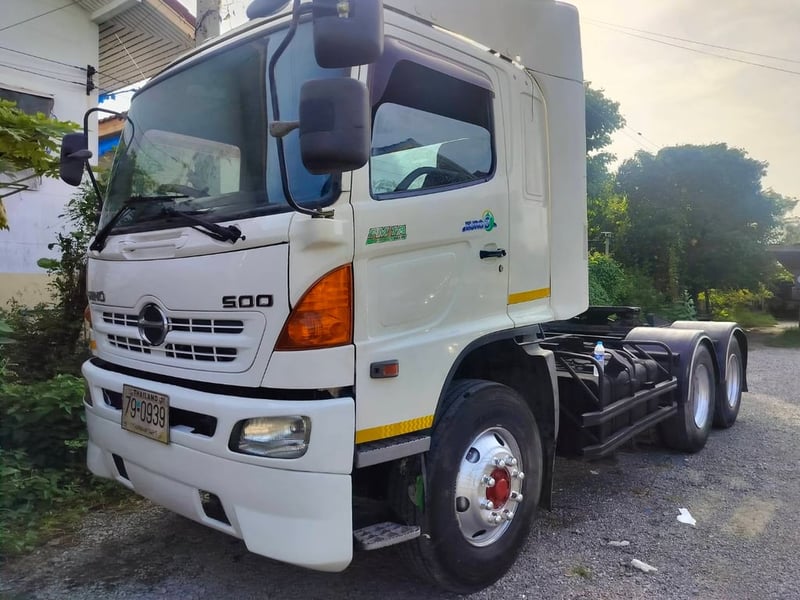 HINO FM 344แรงม้า รถบรรทุก 10ล้อ หัวลาก เฉพาะหัว ปี2010