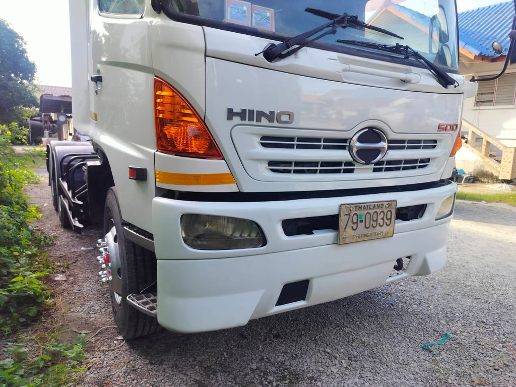 HINO FM 344แรงม้า รถบรรทุก 10ล้อ หัวลาก เฉพาะหัว ปี2010
