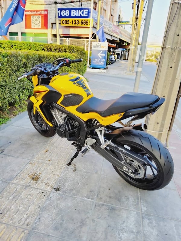 Honda CB650F ABS ปี2016 สภาพเกรดA 8853 km เอกสารพร้อมโอน