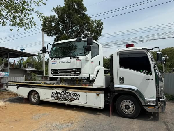 สนใจหัวเก๋ง อะไหล่มือ1 -2 แท้ถอด ใหม่เทียมติดต่อได้นะคะ