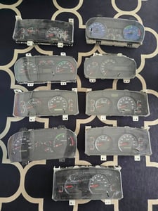 สนใจหัวเก๋ง อะไหล่มือ1 -2 แท้ถอด ใหม่เทียมติดต่อได้นะคะ