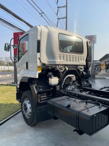 ขายรถใหม่ Euro 3 คันสุดท้าย ขายรถใหม่ Euro 3 คันสุดท้าย