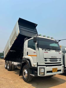 ISUZU FXZ 360แรงม้า รถบรรทุก 10ล้อ ดั้มพ์ ปี2010