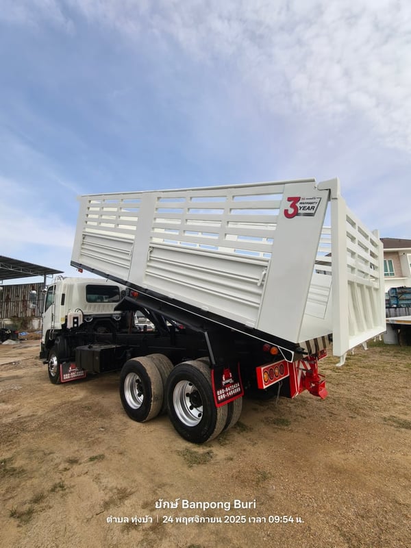 ISUZU FXZ 360แรงม้า รถบรรทุก 10ล้อ ดั้มพ์ ปี2010 เลขไมล์น้อยกว่า 500,000 กม.