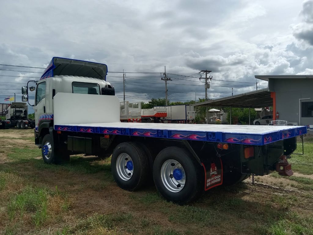 ISUZU DECA FXZ 360
