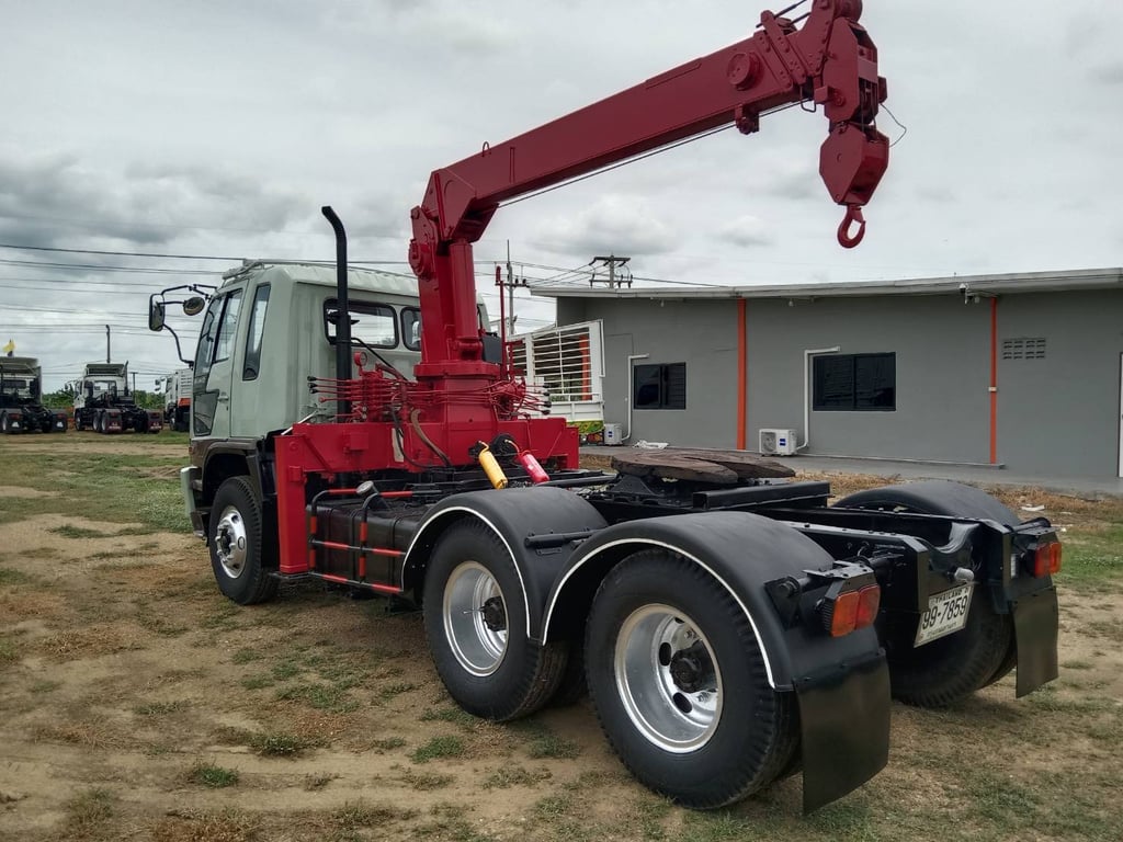 HINO FM 240แรงม้า รถบรรทุก หัวลาก 10ล้อ รถหัวลากติดเครน ปี1995 HINO FM 240แรงม้า รถบรรทุก หัวลาก 10ล้อ รถหัวลากติดเครน ปี1995