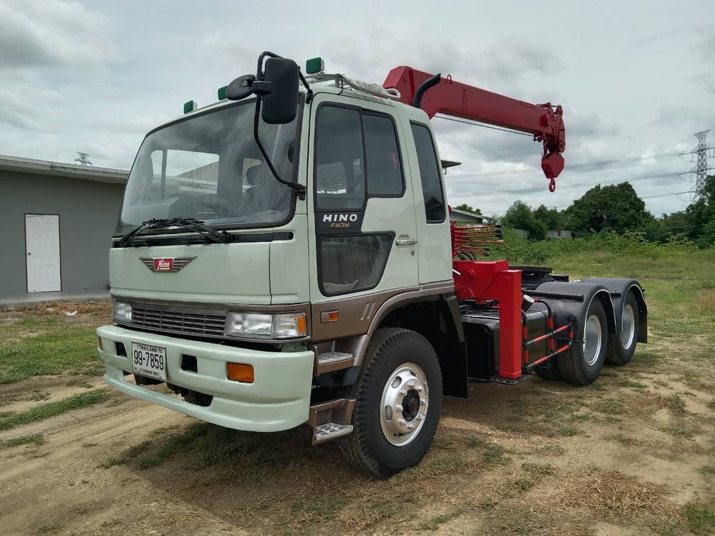 HINO FM 240แรงม้า รถบรรทุก หัวลาก 10ล้อ รถหัวลากติดเครน ปี1995 HINO FM 240แรงม้า รถบรรทุก หัวลาก 10ล้อ รถหัวลากติดเครน ปี1995