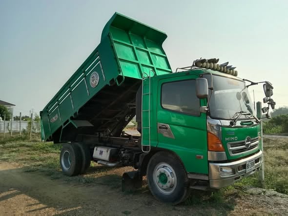HINO FG 212แรงม้า รถบรรทุก 6ล้อ ดั้มพ์ ปี2012
