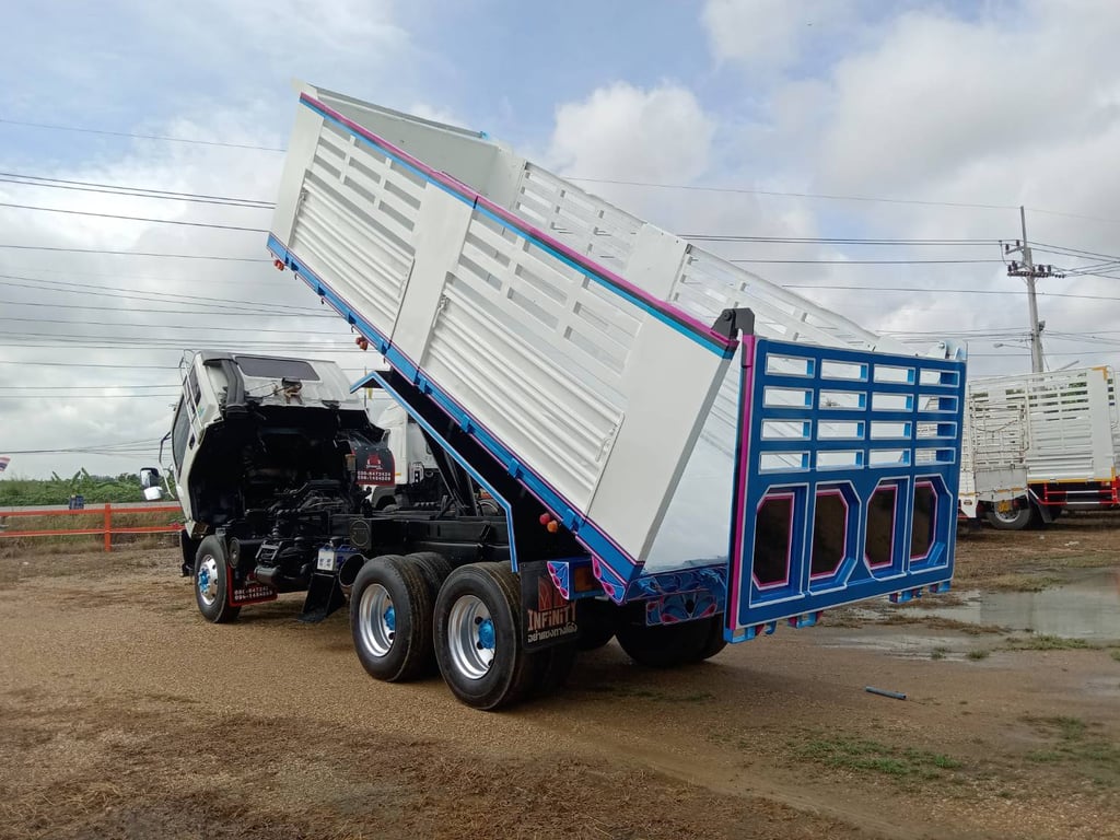 ISUZU DECA 270 ISUZU DECA 270