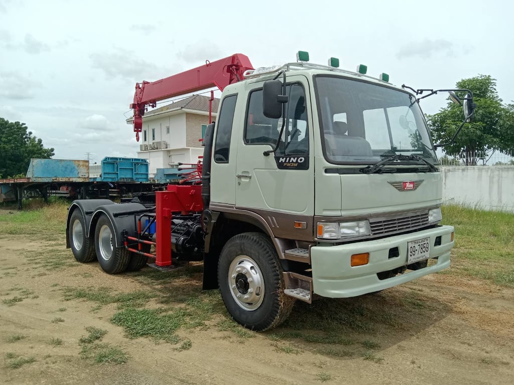 HINO FM 240แรงม้า รถบรรทุก หัวลาก 10ล้อ รถหัวลากติดเครน ปี1995 HINO FM 240แรงม้า รถบรรทุก หัวลาก 10ล้อ รถหัวลากติดเครน ปี1995