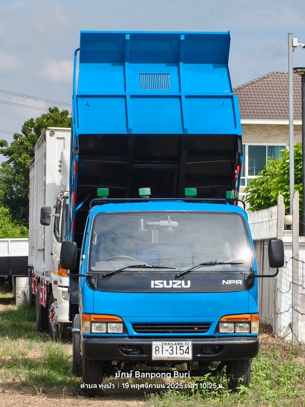 ISUZU NPR 130แรงม้า รถบรรทุก 6ล้อ ดั้มพ์ ปี2002