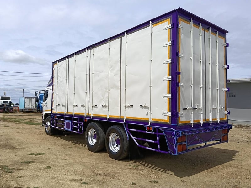 HINO FL 245แรงม้า รถบรรทุก 10ล้อ ตู้แห้ง ปี2005 HINO FL 245แรงม้า รถบรรทุก 10ล้อ ตู้แห้ง ปี2005