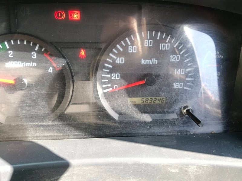 ISUZU FRR 190แรงม้า รถบรรทุก 6ล้อ ตู้แห้ง ปี2018 ISUZU FRR 190แรงม้า รถบรรทุก 6ล้อ ตู้แห้ง ปี2018