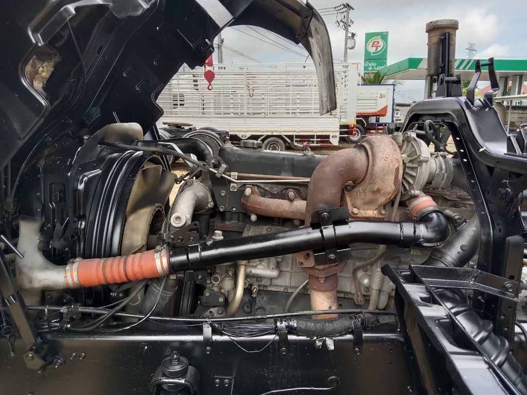 ISUZU DECA 270 ISUZU DECA 270