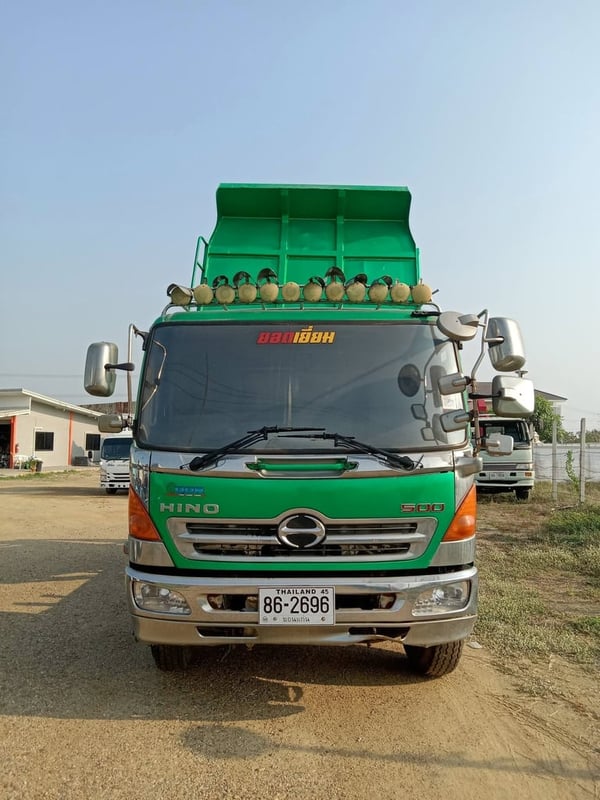 HINO FG 212แรงม้า รถบรรทุก 6ล้อ ดั้มพ์ ปี2012