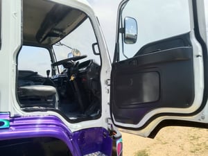 ISUZU DECA 320 ISUZU DECA 320