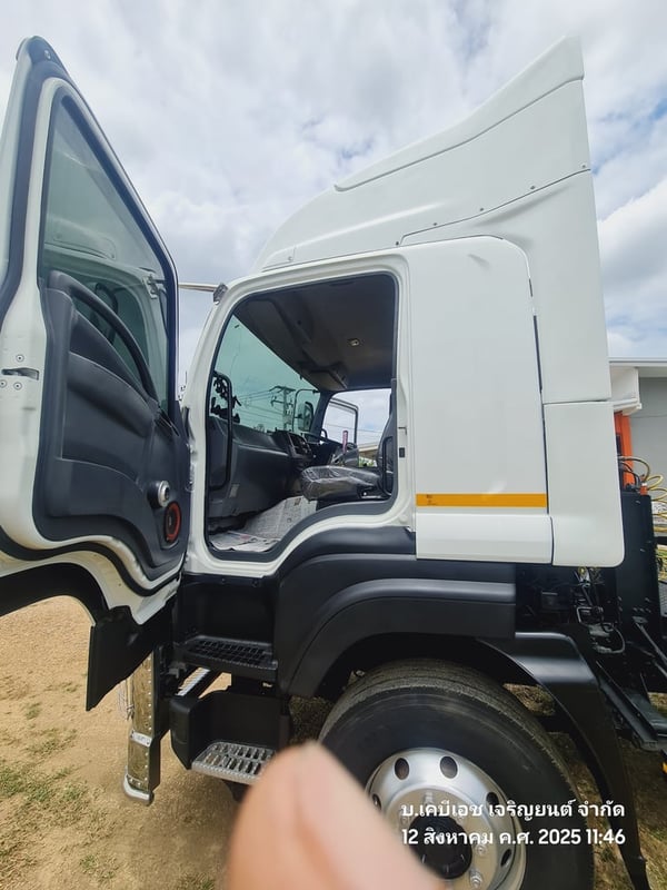 ISUZU GXZ 360แรงม้า รถบรรทุก หัวลาก 10ล้อ หัวลาก เฉพาะหัว ปี2012 เลขไมล์น้อยกว่า 500,000 กม.