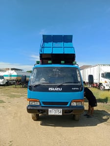 ISUZU NPR 130แรงม้า รถบรรทุก 6ล้อ ดั้มพ์ ปี2002