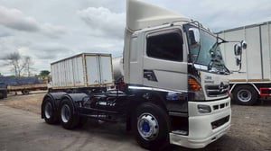 HINO FG 344แรงม้า รถบรรทุก 6ล้อ หัวลาก เฉพาะหัว ปี2014 เลขไมล์น้อยกว่า 500,000 กม.