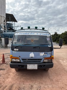 รถดั้ม 5 คิว